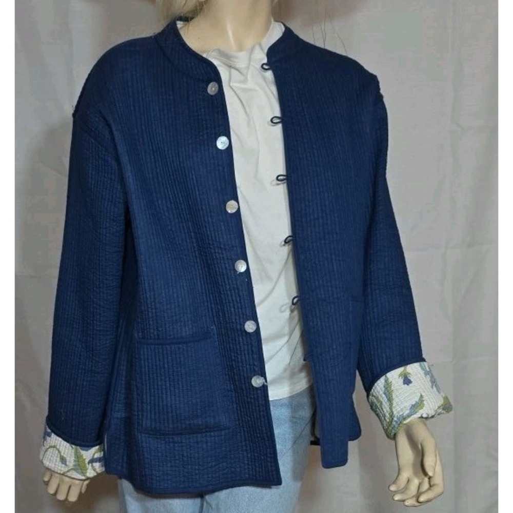 I.T.F. Reversable Quilted Jacket‎ Size L/XL Blue Floral Cottage Core - Picture 2 of 8